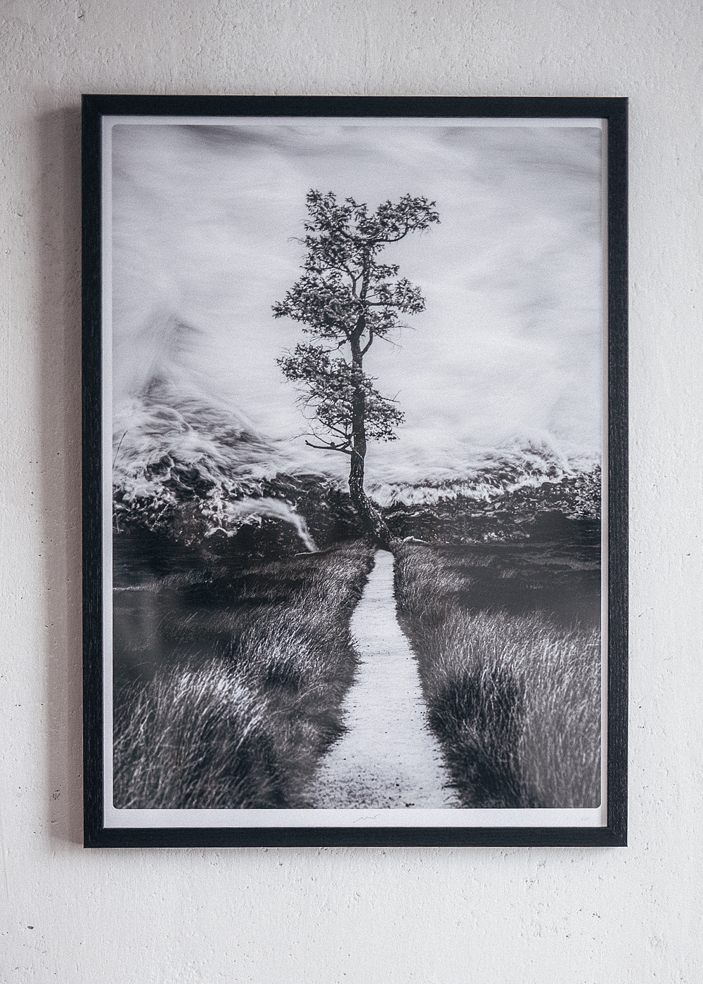 Oprawiona w drewnianą ramę odbitka fine-art Banff+